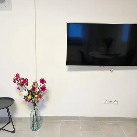 Monteure- Frankfurt Roedermark - Ganzes Haus! דירה *